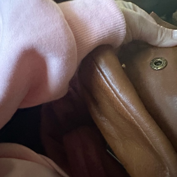 Brown leather Prada purse - Picture 4 of 12